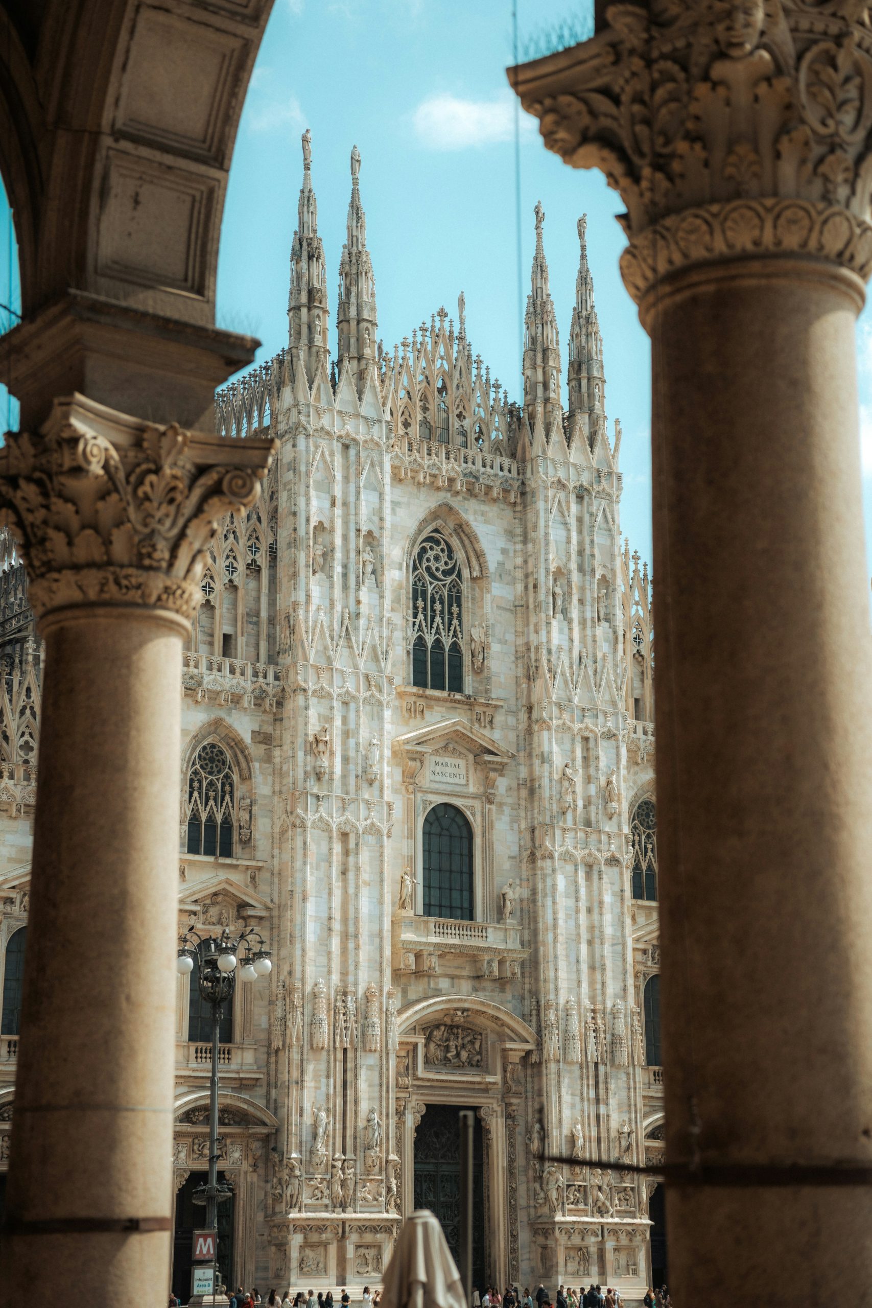 Milano — veduta architettonica